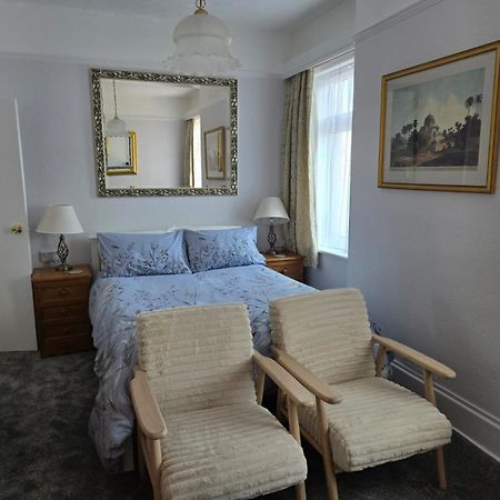 Shoreline Accommodation 본머스 외부 사진
